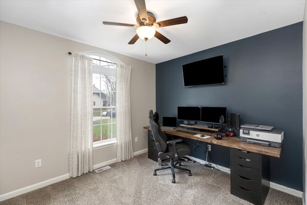 Home Office, Interior