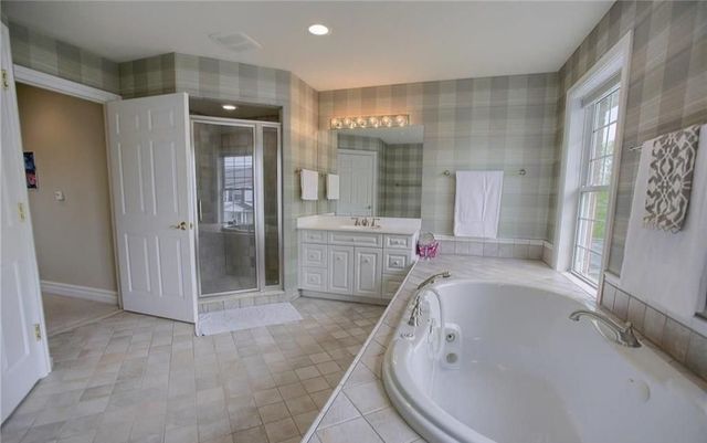 Bathroom, Dual Sink Vanities, Glass Shower, Interior, Recessed Lighting