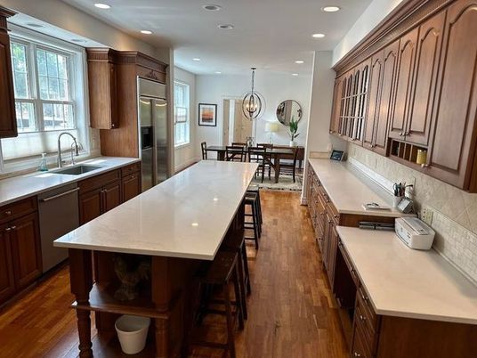 Chandelier, Dining room, Interior, Kitchen, Recessed Lighting, Stainless Steel Appliances, Wood Texture Flooring
