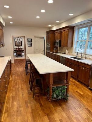 Dining room, Interior, Kitchen, Recessed Lighting, Wood Texture Flooring