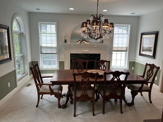 Chandelier, Dining room, Fireplace, Interior, Recessed Lighting