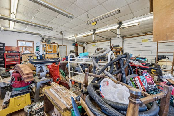 Garage, Interior
