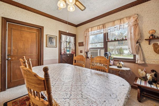Dining room, Interior