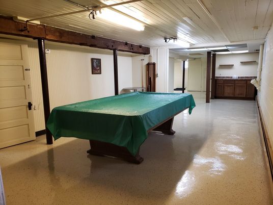 Billiard Table, Game Room, Interior