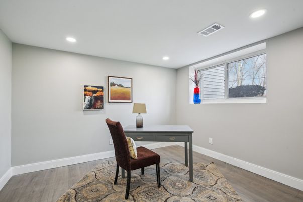 Home Office, Interior, Recessed Lighting, Wood Texture Flooring