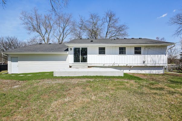 Attached, Backyard, Exterior, Facade, Split Level
