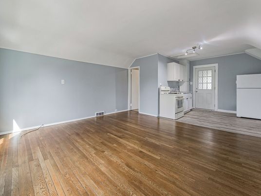 Empty room, Interior, Kitchen, Washer, Wood Texture Flooring