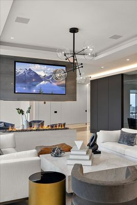 Interior, Living room, Pendant Lights, Recessed Lighting