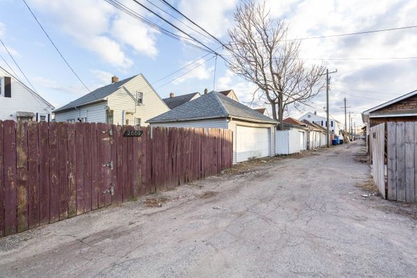 Backyard, Detached Garage, Exterior