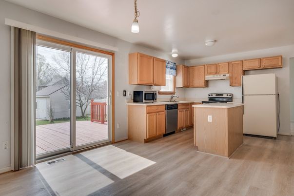 Interior, Kitchen, Pendant Lights, Wood Texture Flooring