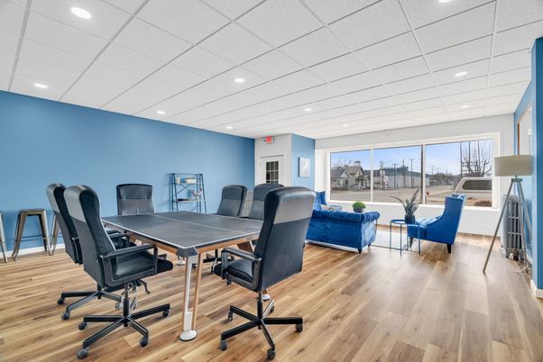 Home Office, Interior, Recessed Lighting, Wood Texture Flooring