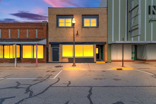 Exterior, Facade, Brick Facade, Rowhouse