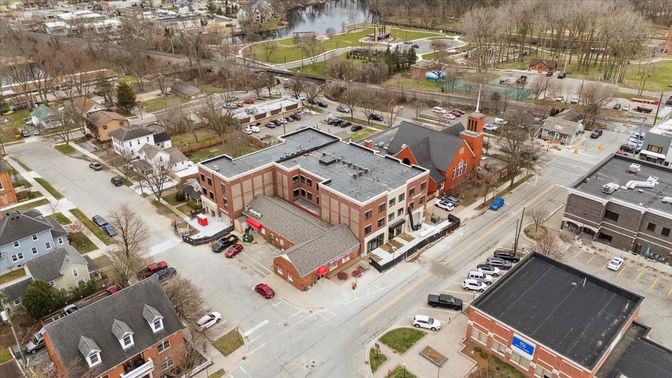 Exterior, Drone