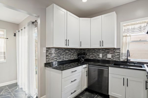 Interior, Kitchen, Marble, Recessed Lighting
