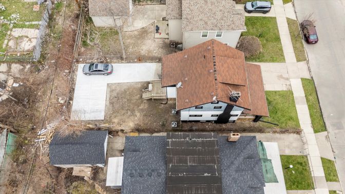 Exterior, Drone