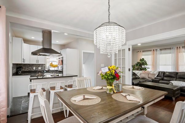 Chandelier, Dining room, Interior, Kitchen, Living room, Recessed Lighting, Wood Texture Flooring
