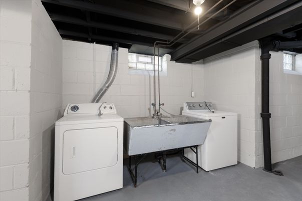 Interior, Stone Walls, Utility Closets, Washer