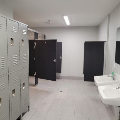 Bathroom, Interior, Recessed Lighting