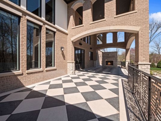 Exterior, Fireplace