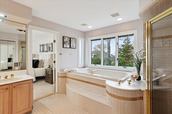 Bathroom, Bedroom, Glass Shower, Interior, Recessed Lighting