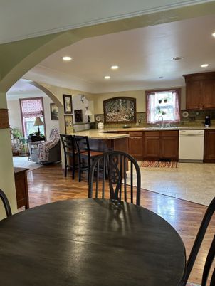 Dining room, Interior, Kitchen, Recessed Lighting, Wood Texture Flooring