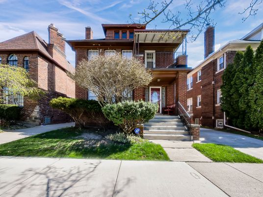Exterior, Facade, Brick Facade, American Foursquare