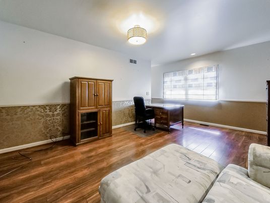 Home Office, Interior, Recessed Lighting, Wood Texture Flooring