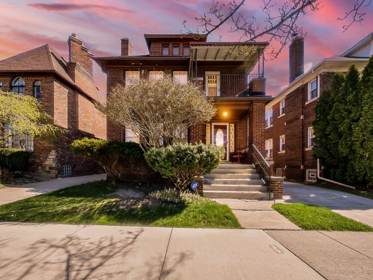 Exterior, Facade, Brick Facade, American Foursquare