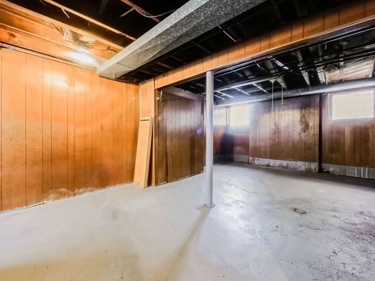 Interior, Wooden Walls