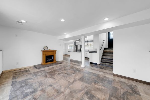 Fireplace, Interior, Recessed Lighting