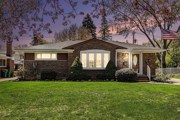 Exterior, Facade, Brick Facade, Split Level