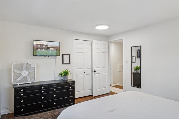 Bedroom, Interior, Recessed Lighting, Wood Texture Flooring