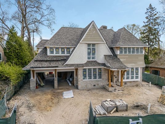 Attached, Exterior, Facade, Tudor Revival
