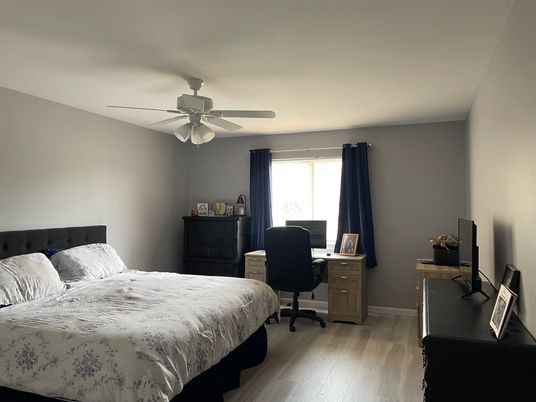 Bedroom, Home Office, Interior, Wood Texture Flooring