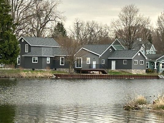Exterior, Facade, Lake, Cape Cod
