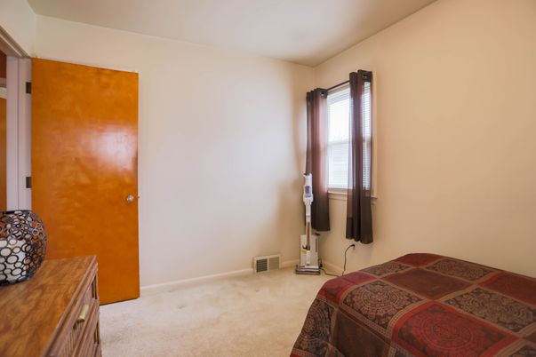DE Listing image placeholder