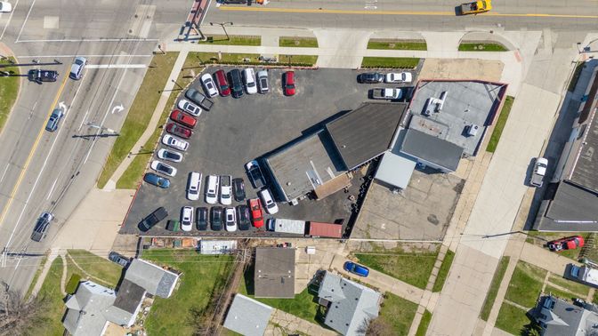Exterior, Drone