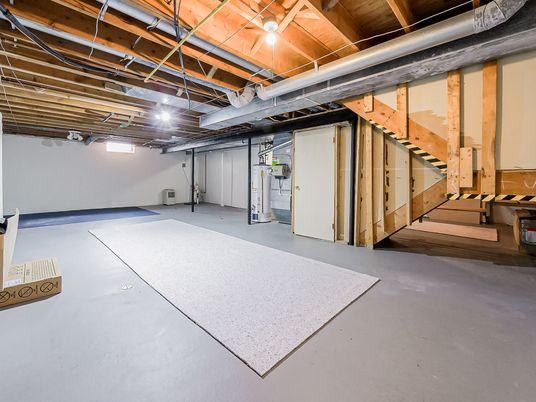 Interior, Wooden Beams