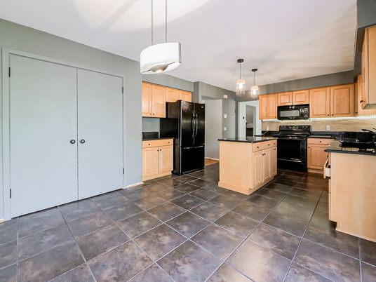 Interior, Kitchen, Pendant Lights, Stainless Steel Appliances