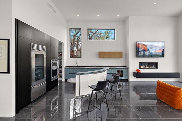 Fireplace, Interior, Kitchen, Marble, Recessed Lighting