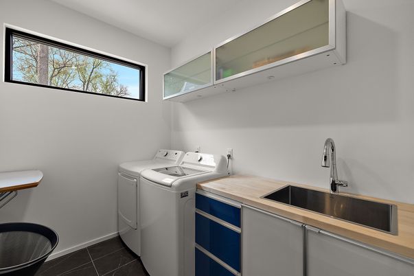 Interior, Washer