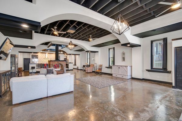 Chandelier, Dining room, Interior, Kitchen, Living room, Pendant Lights, Recessed Lighting, Stainless Steel Appliances
