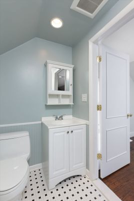 Bathroom, Interior, Recessed Lighting, Wood Texture Flooring