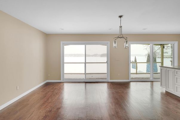 Empty room, Interior, Pendant Lights, Wood Texture Flooring