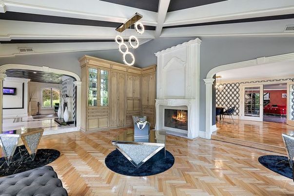 Fireplace, Interior, Pendant Lights, Wood Texture Flooring