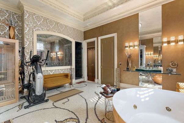 Bathroom, Fitness Equipment, Free Standing Baths, Interior