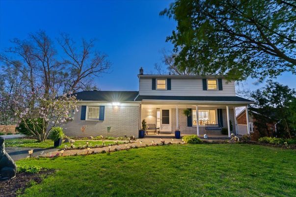 Exterior, Facade, Brick Facade, American Foursquare