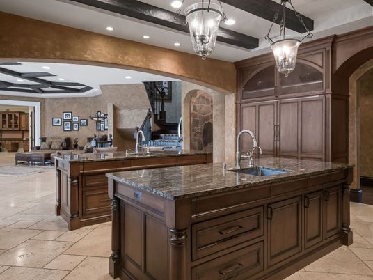 Interior, Kitchen, Living room, Pendant Lights, Recessed Lighting, Wooden Beams
