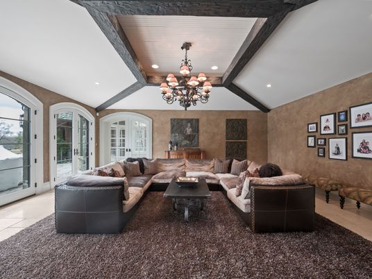 Chandelier, Interior, Living room, Recessed Lighting, Wooden Beams