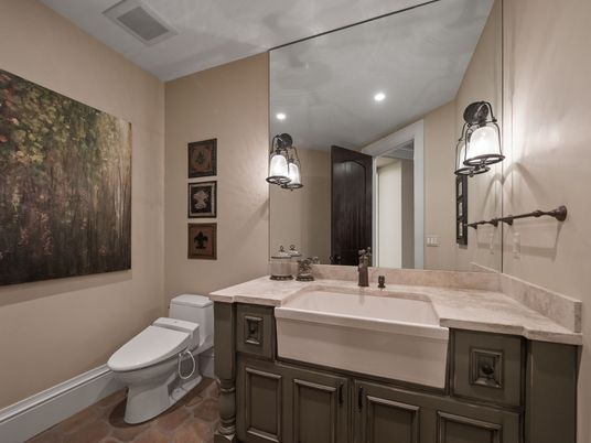 Bathroom, Interior, Recessed Lighting